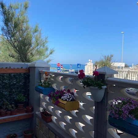 La Chicca Sul Mare Bari Exterior foto